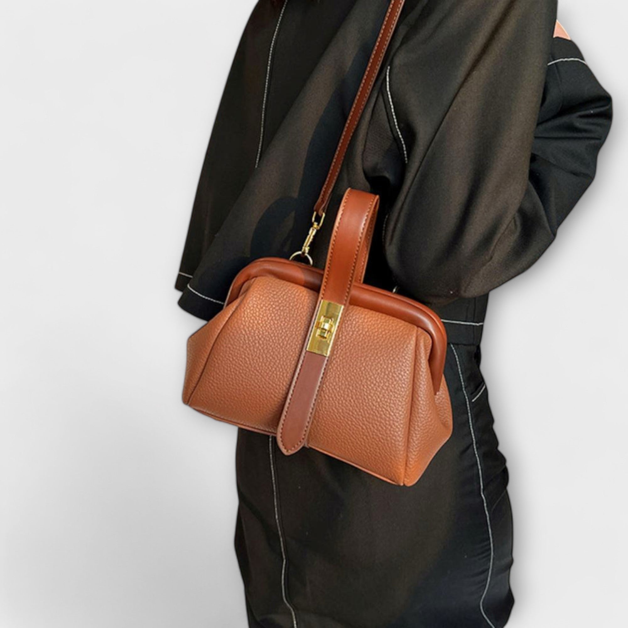 Yonna - Retro Tote Bag