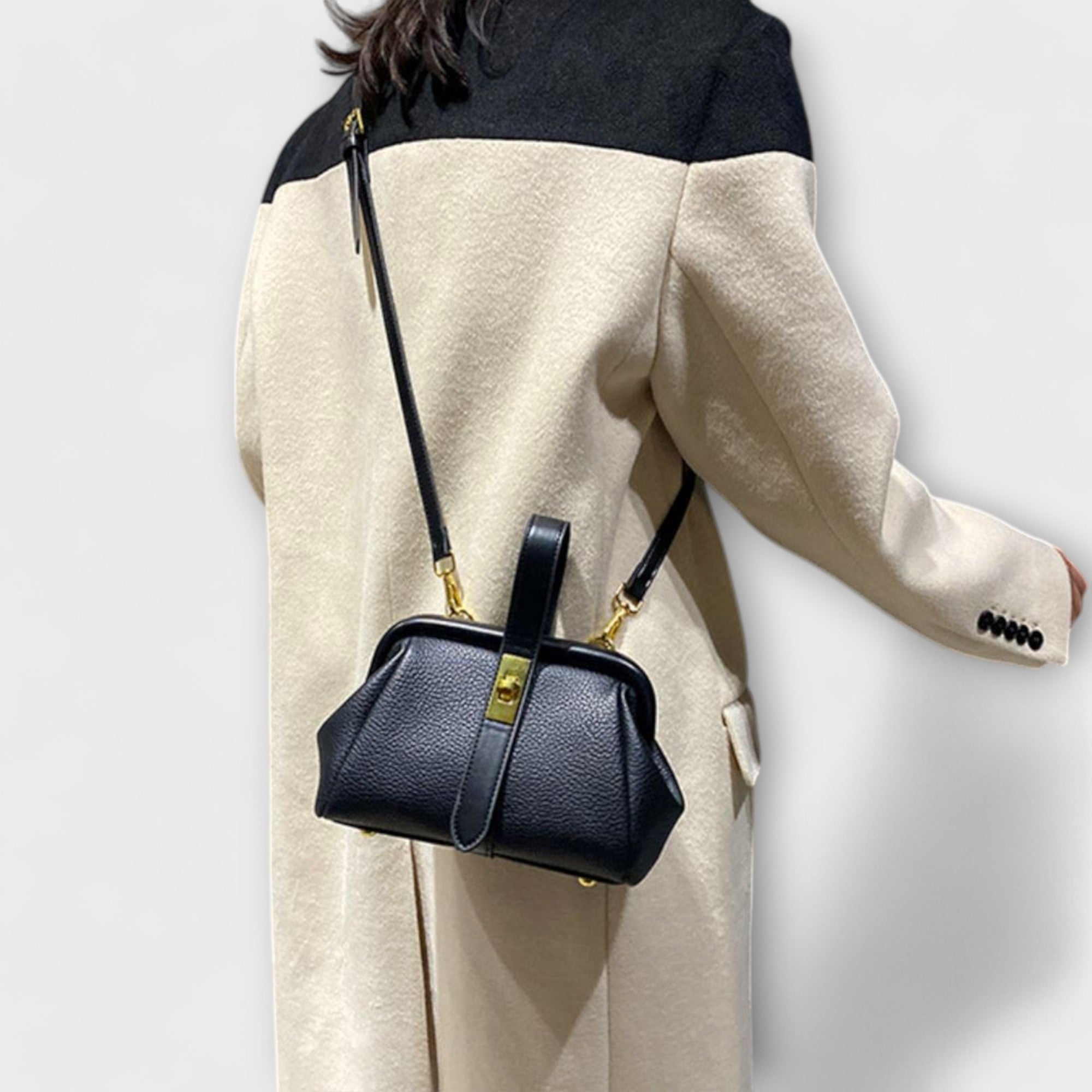 Yonna - Retro Tote Bag