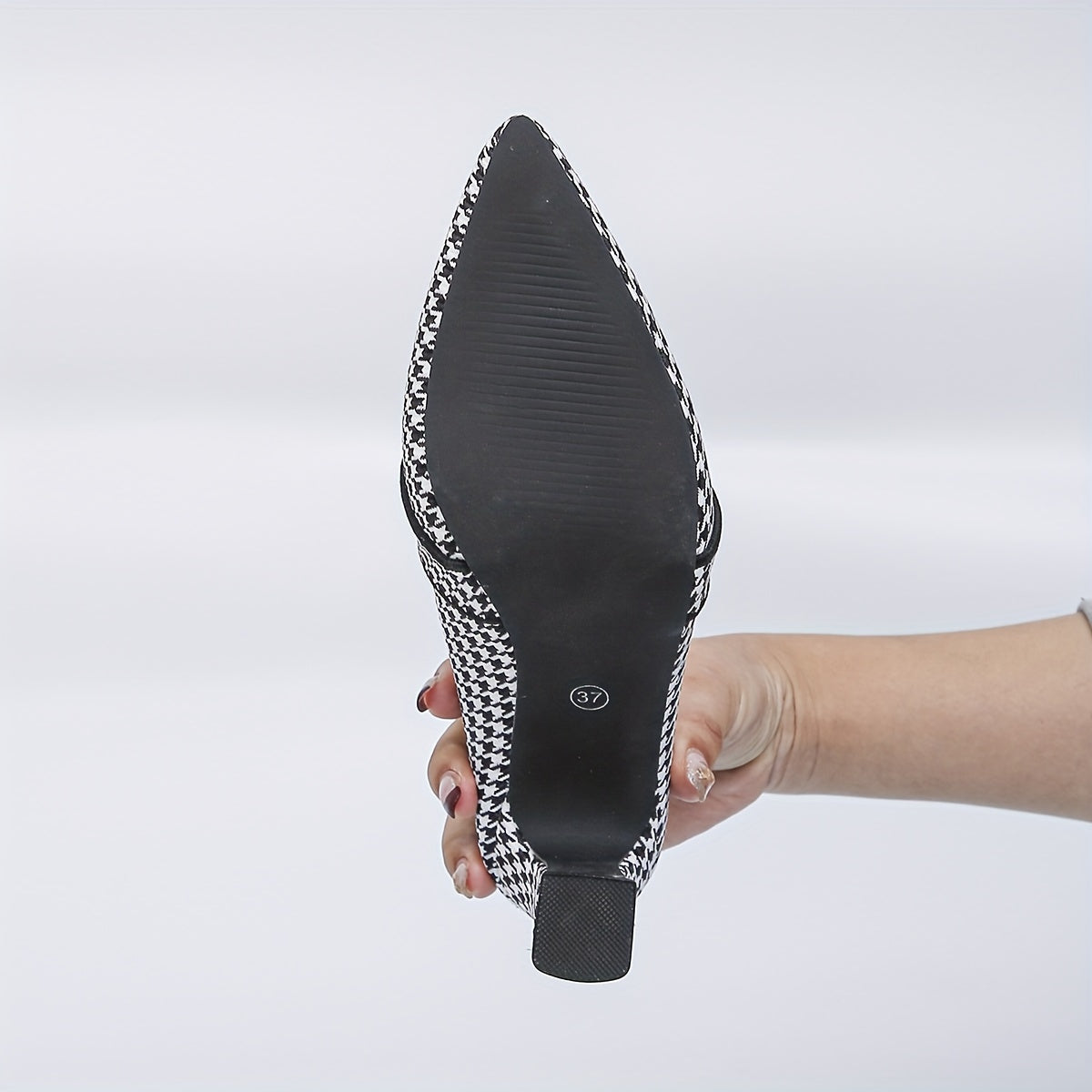 Emanuelle – Structured Elegance Houndstooth Heels