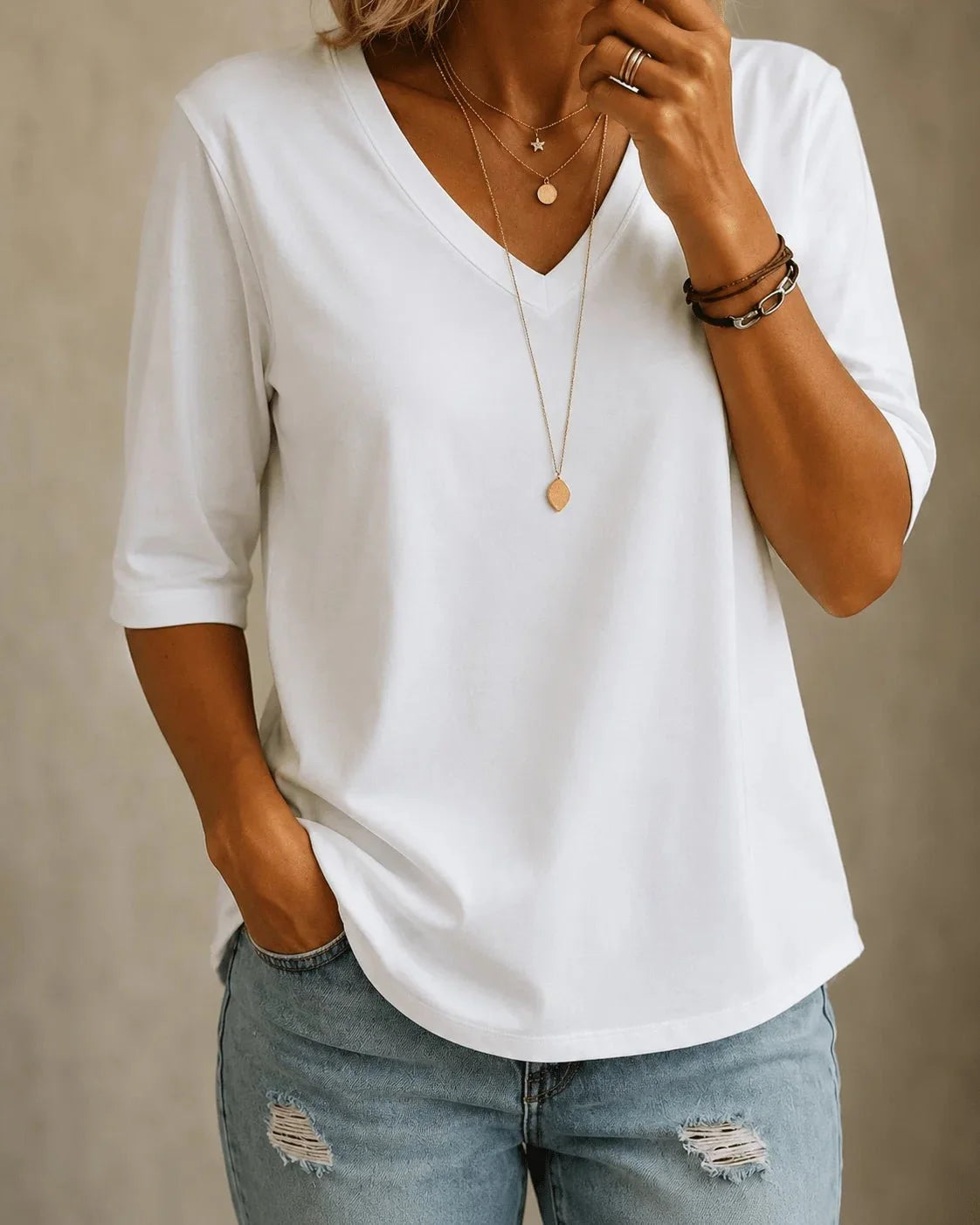 Lola - Classic V-Neck Tee