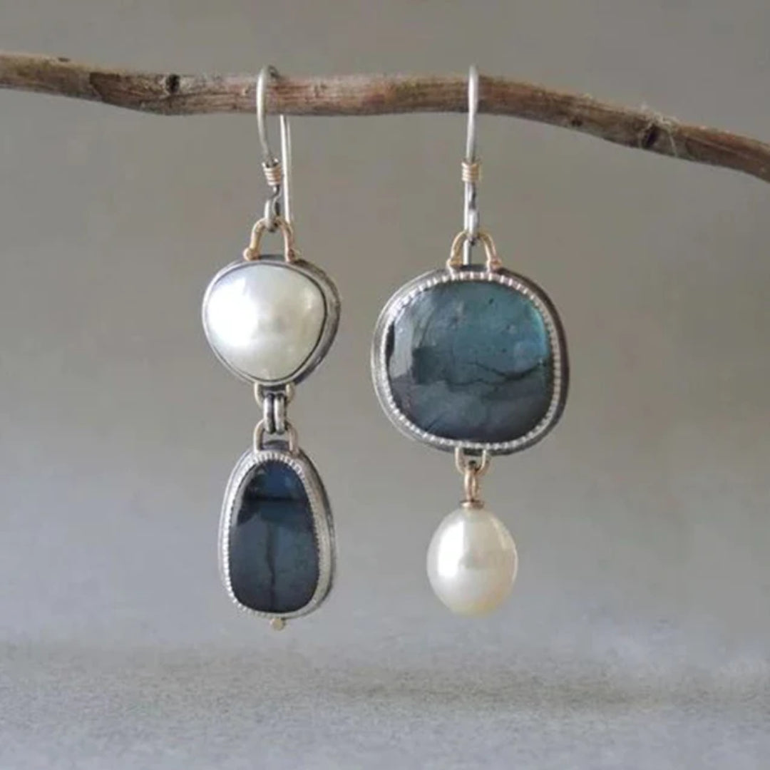 Oliva - Graceful Blue Pearl Earrings