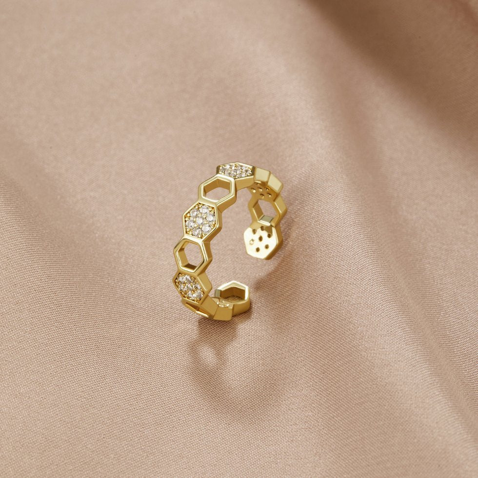 Bea – Gold & Crystal Ring