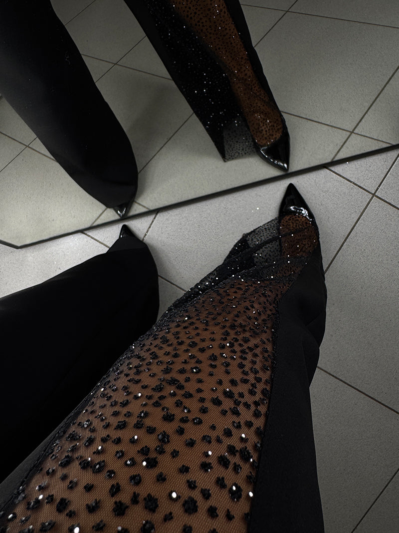 Zariah – Modern Wide-Leg Jumpsuit