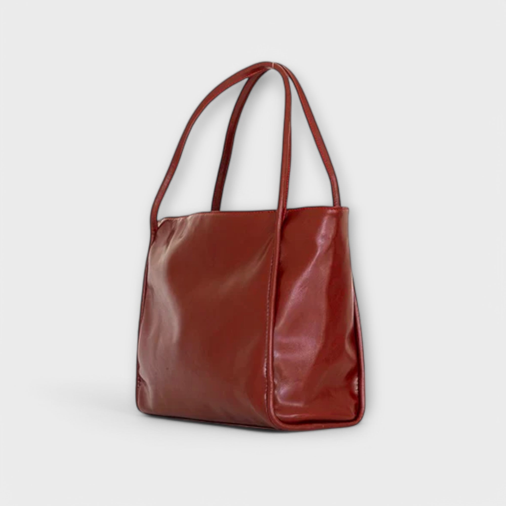 Nessie - Elegant Leather Bag