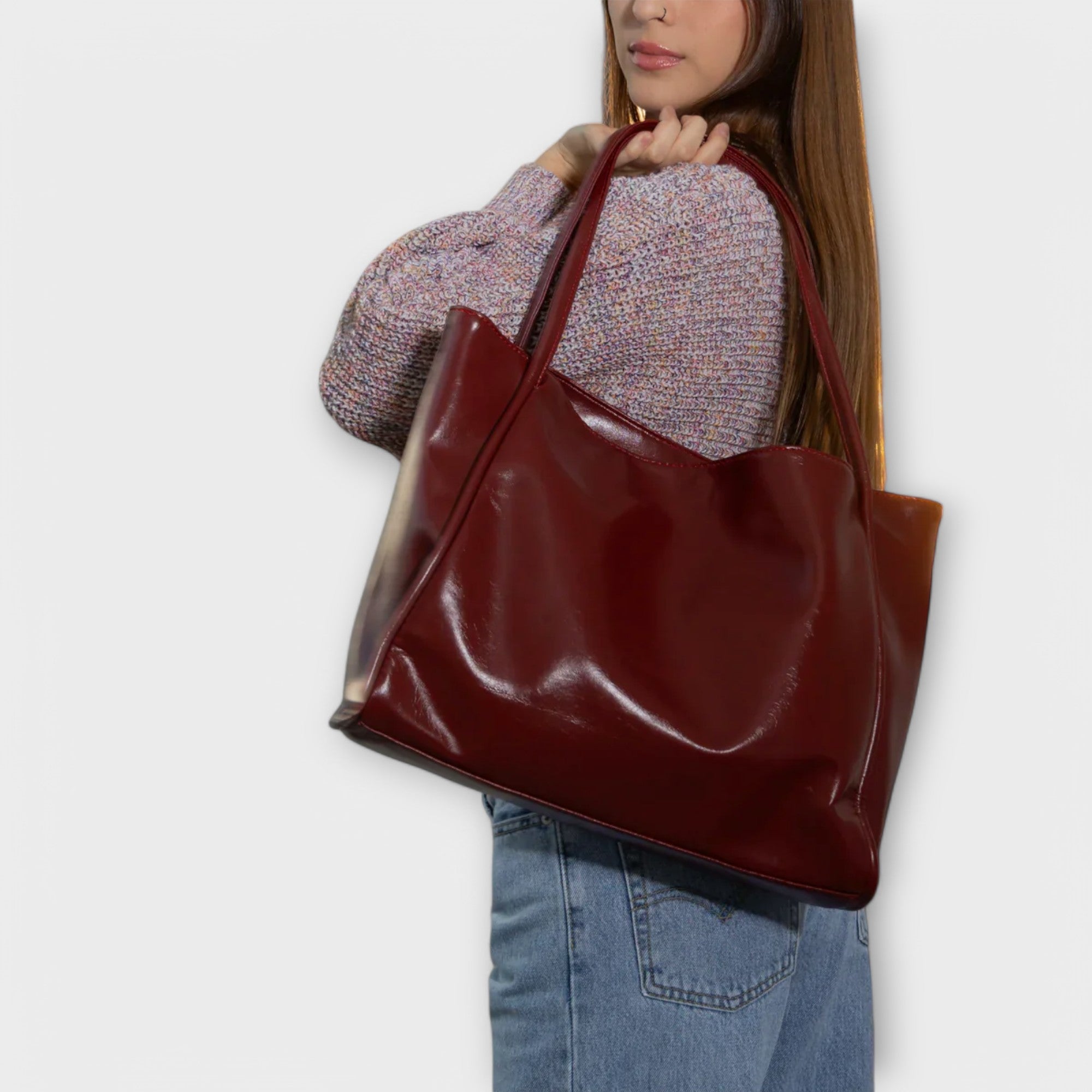 Nessie - Elegant Leather Bag