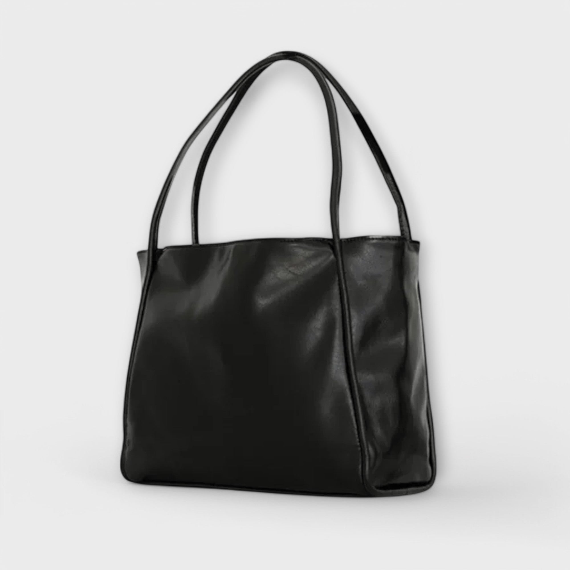 Nessie - Elegant Leather Bag